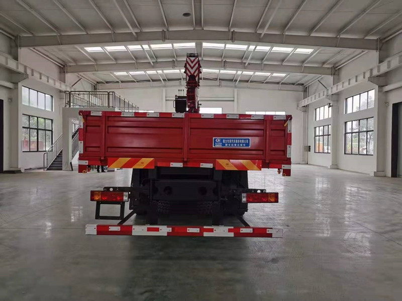 国六陕汽轩德翼6后双桥随车吊