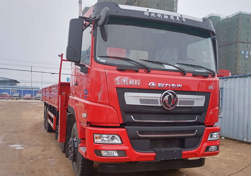 国六东风畅行D7前四后八随车吊