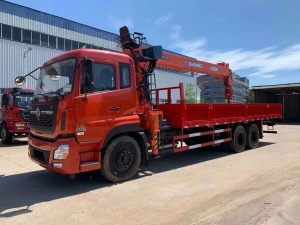 东风天龙后八轮石煤12吨4节臂随车吊